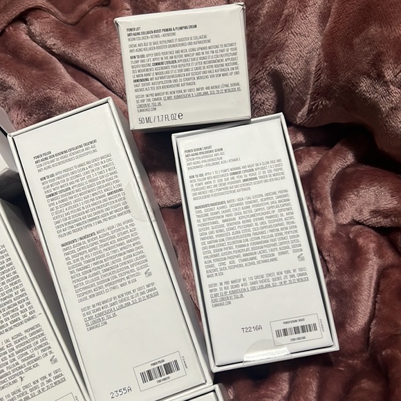 IL MAKIAGE SKIN CARE BUNDLE ✨ - Picture 7 of 8